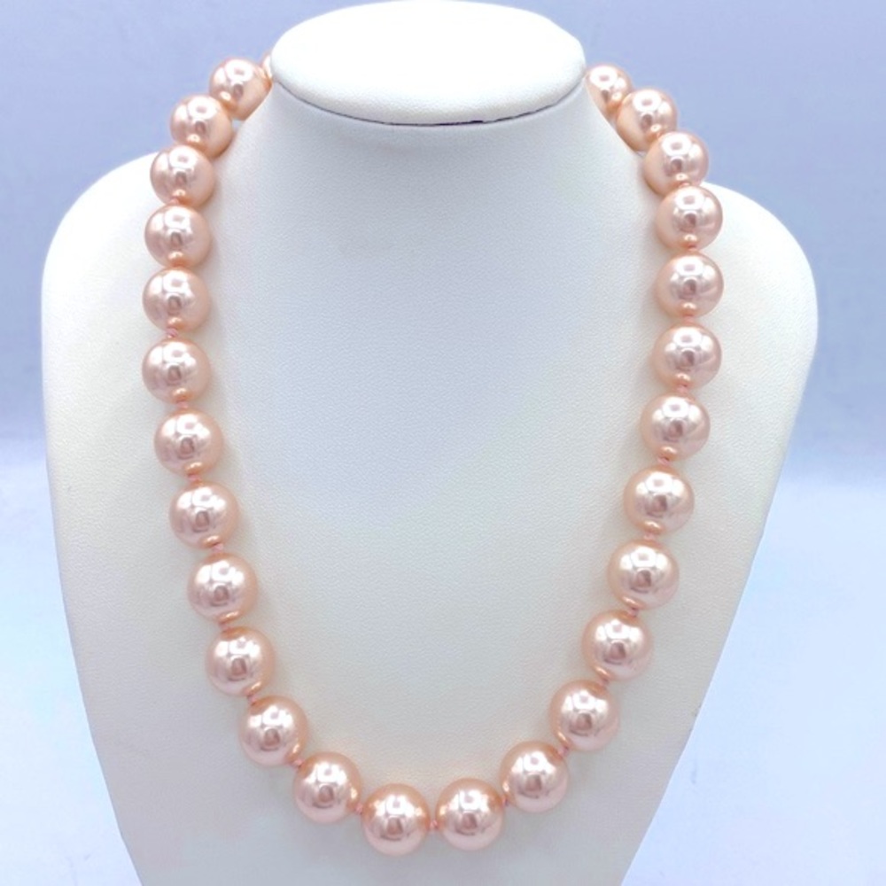 Vintage Monet Knotted Simulated Champagne Color Pearl Necklace Silver Tone